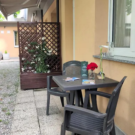 Campingplatz Continental Mandello del Lario